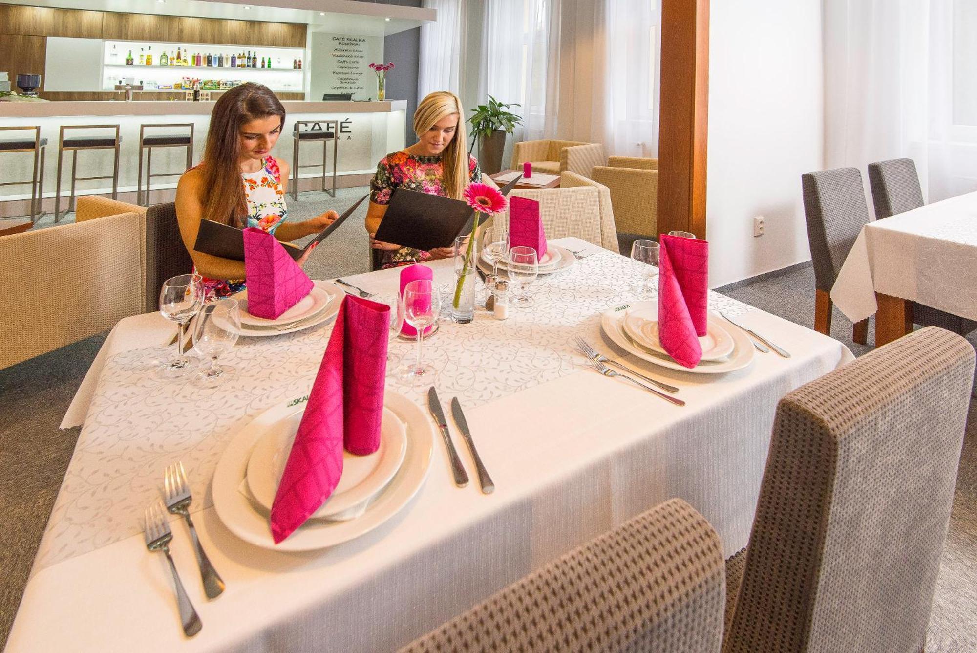 Hotel Skalka Rajecké Teplice Εξωτερικό φωτογραφία