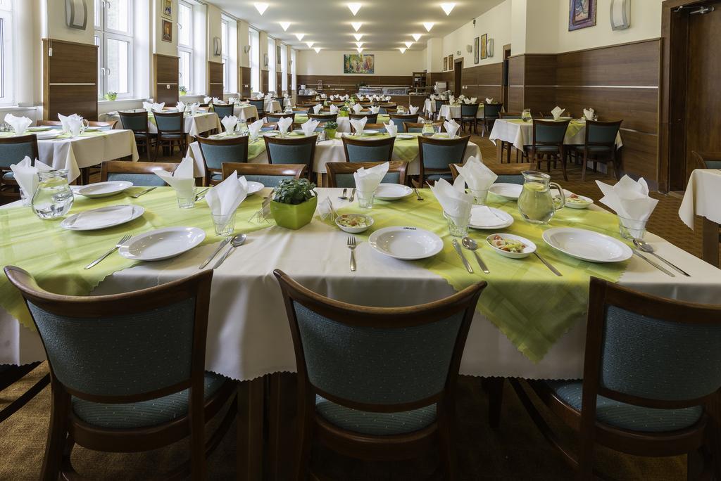 Hotel Skalka Rajecké Teplice Εξωτερικό φωτογραφία